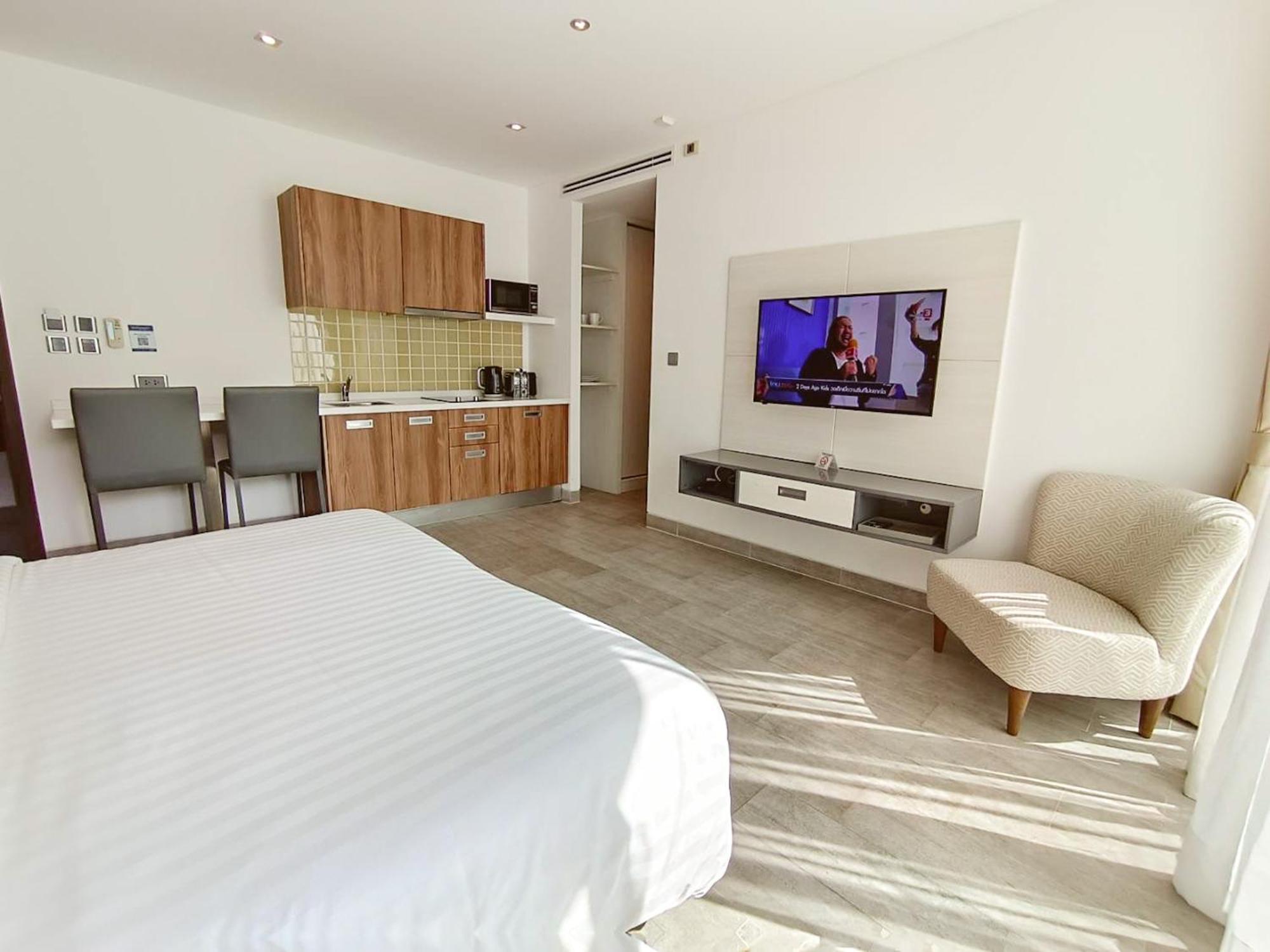 Lets Phuket Twin Sands Resort & Spa パトン エクステリア 写真