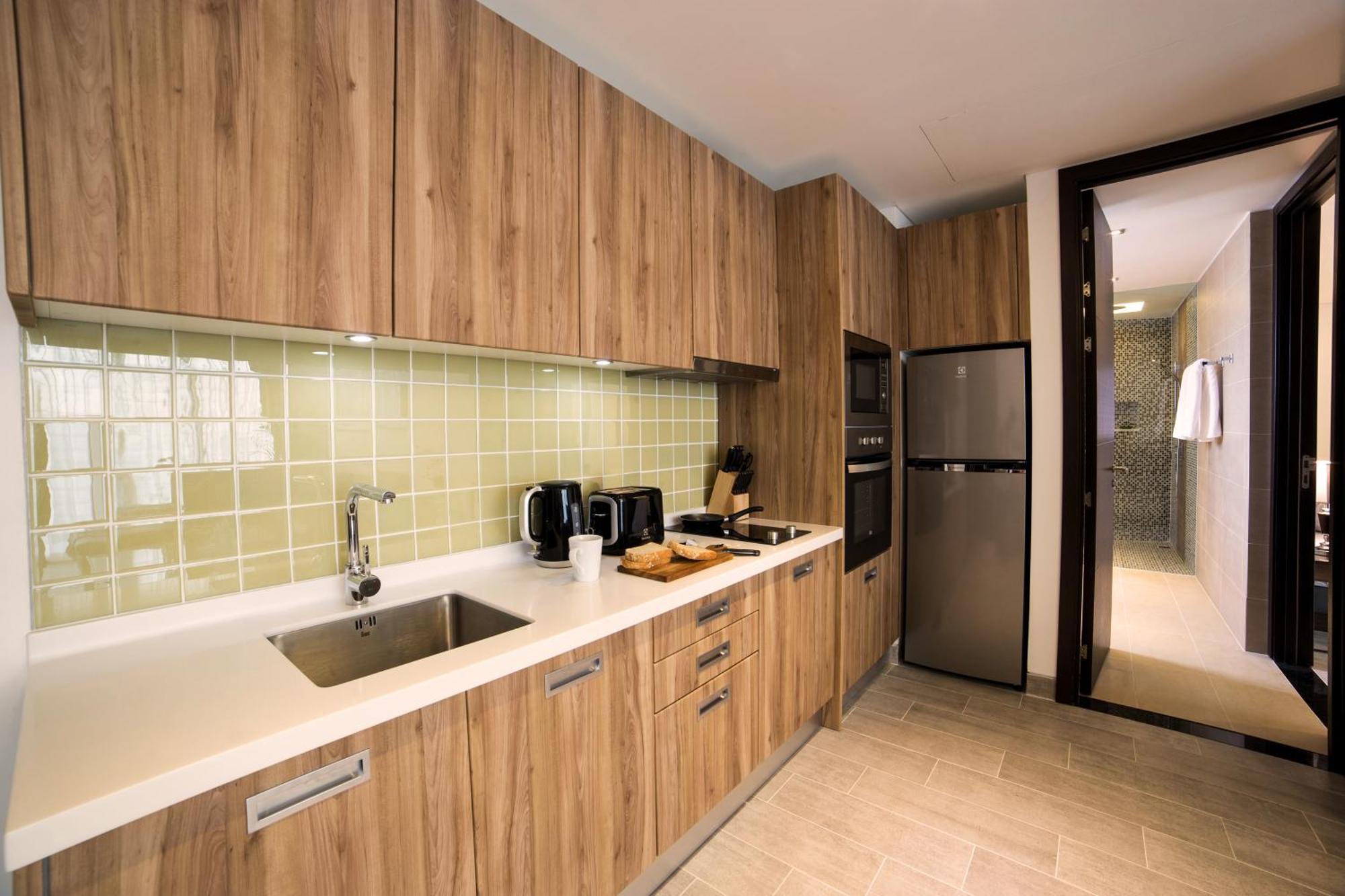 Lets Phuket Twin Sands Resort & Spa パトン エクステリア 写真