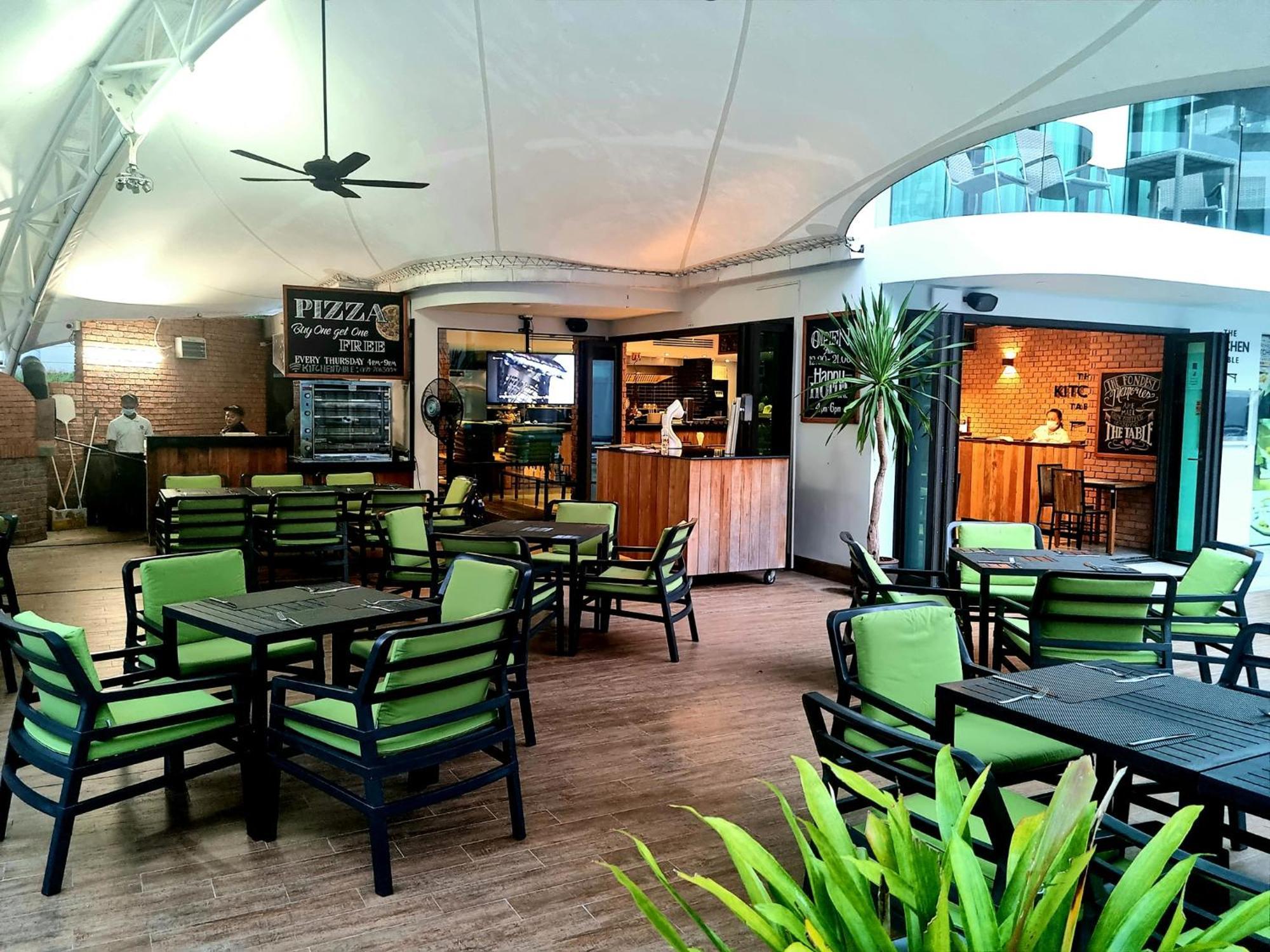 Lets Phuket Twin Sands Resort & Spa パトン エクステリア 写真